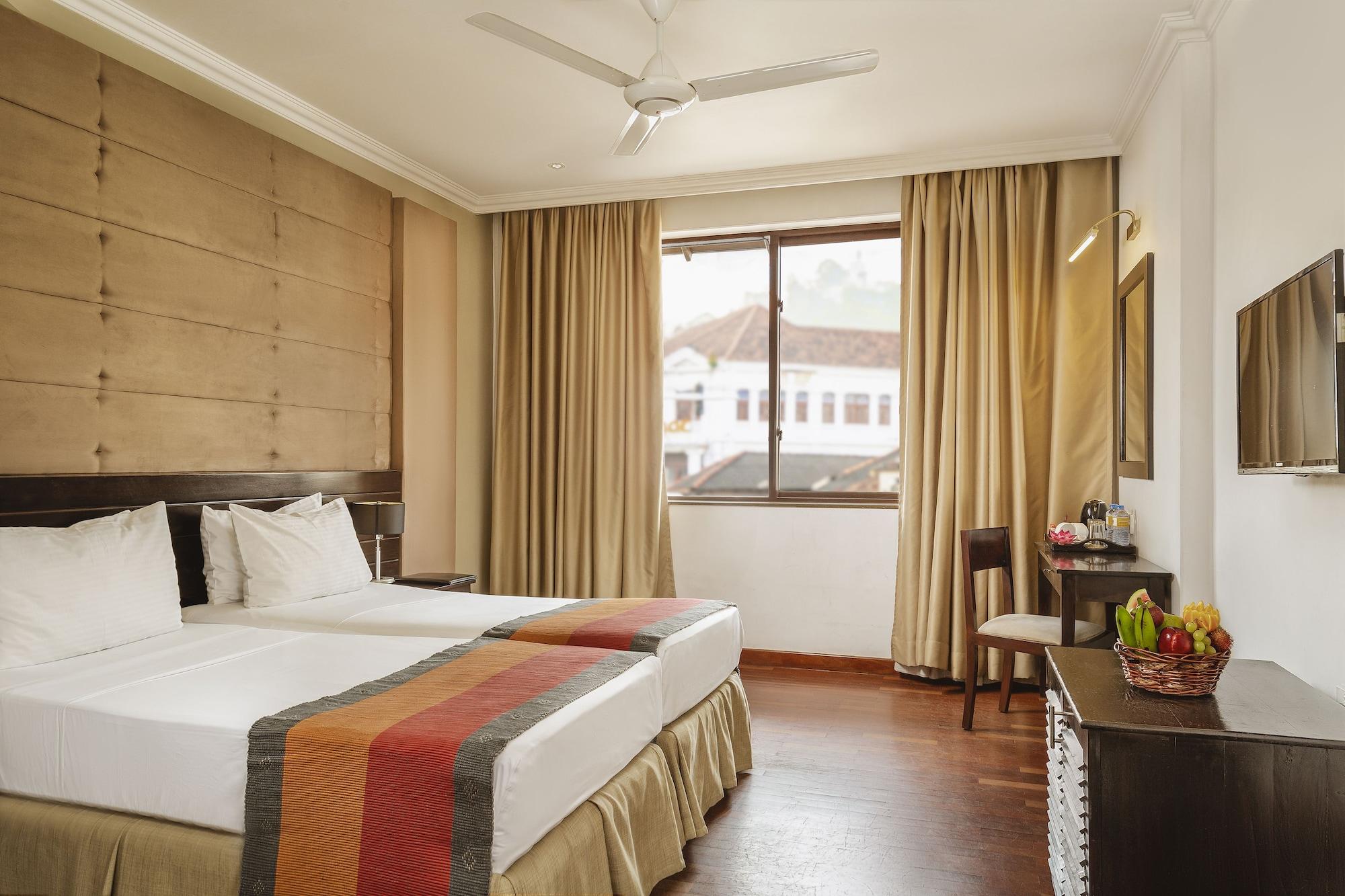 Kandy City Hotel By Earl'S Exterior photo