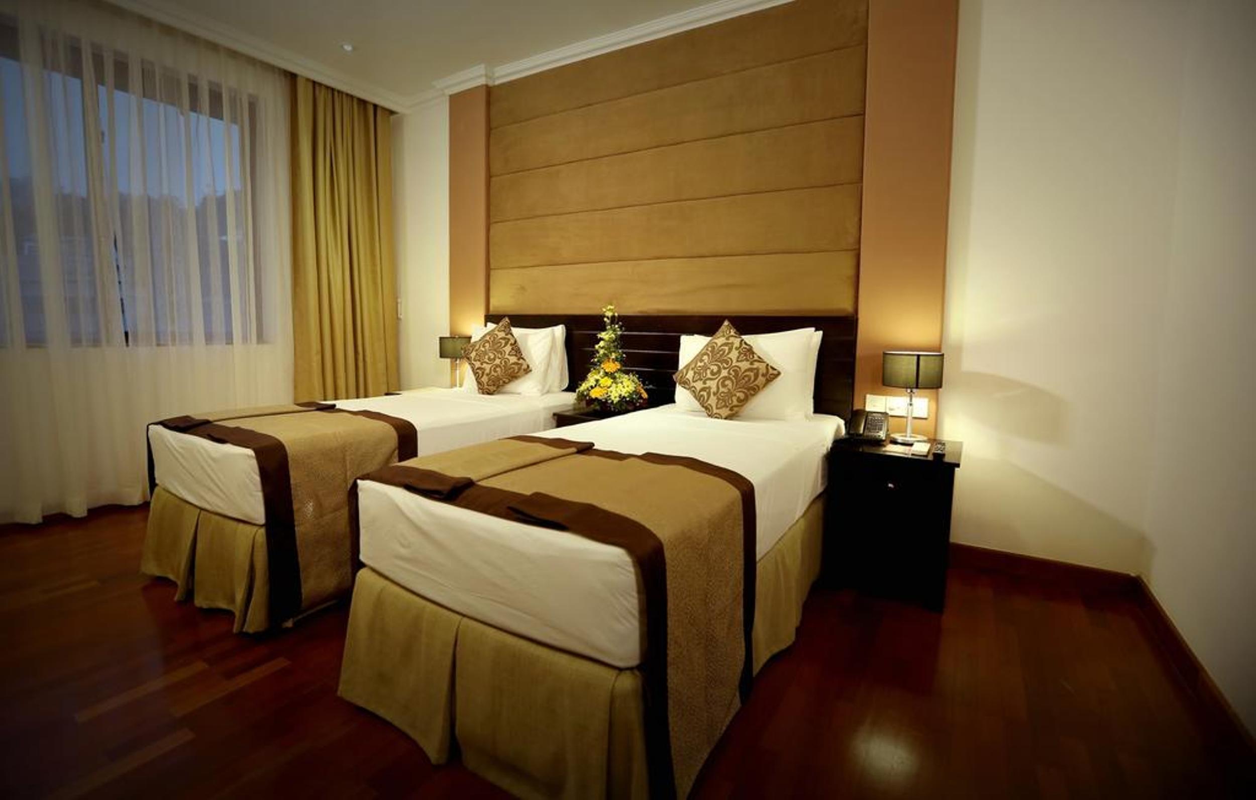 Kandy City Hotel By Earl'S Exterior photo