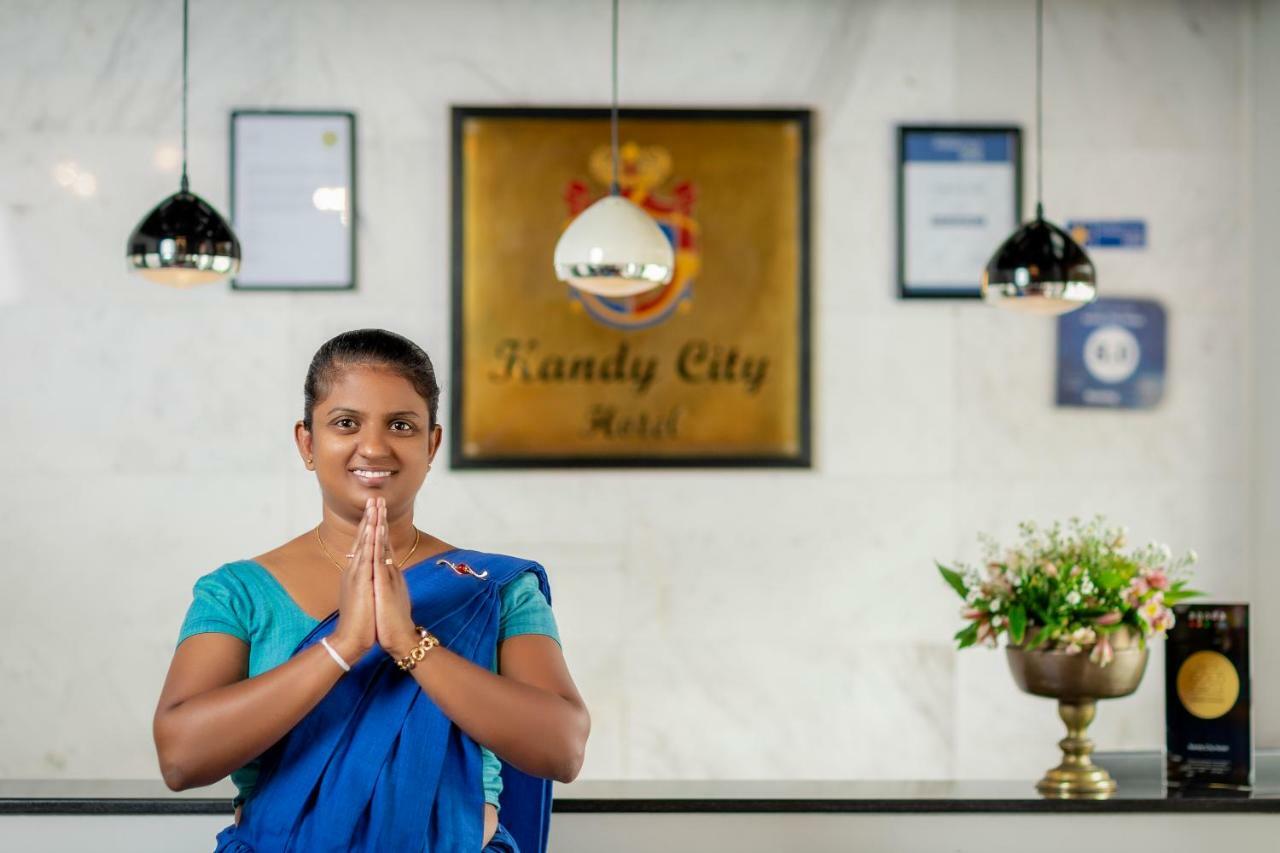 Kandy City Hotel By Earl'S Exterior photo